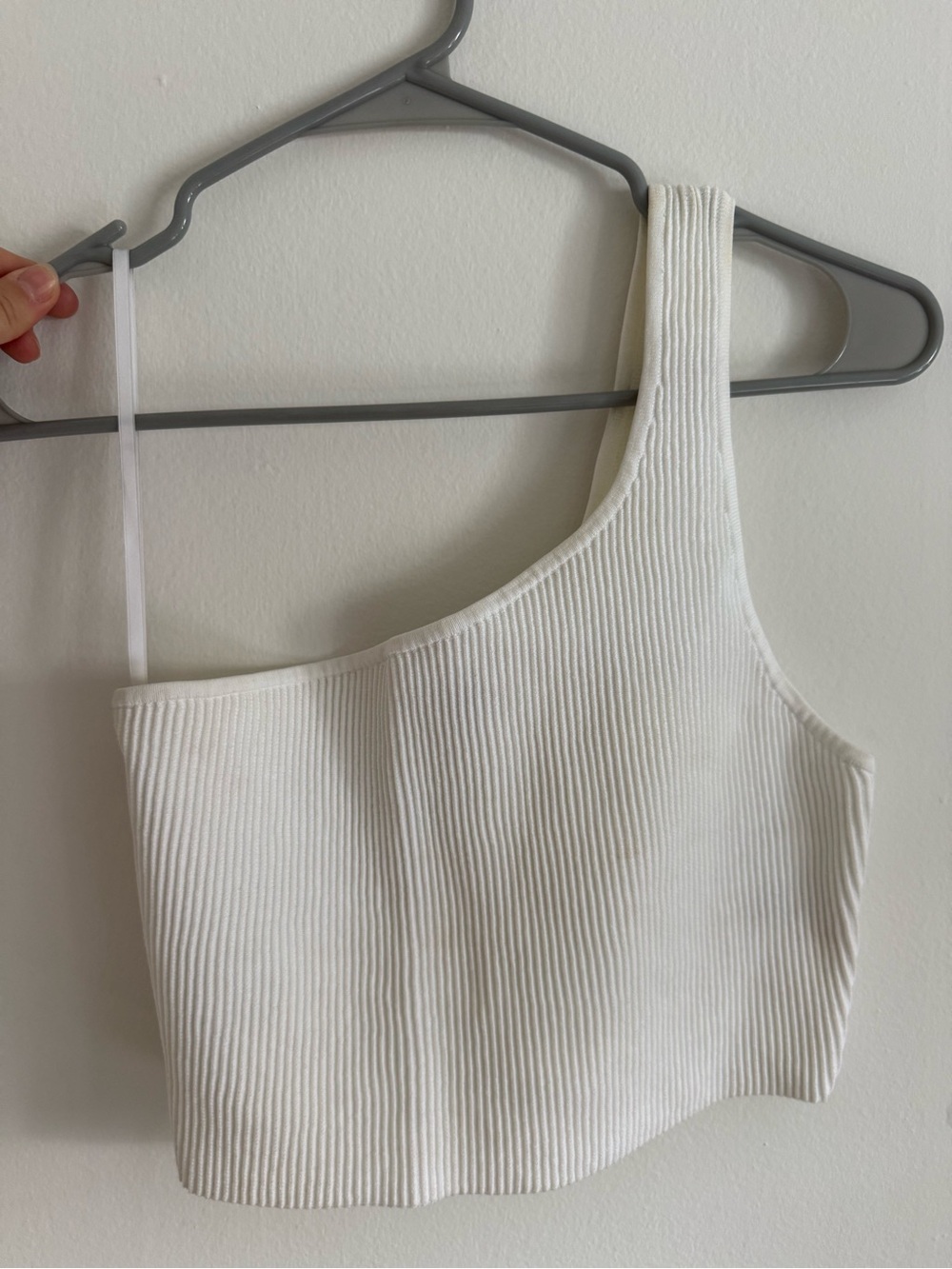 Babaton White One-Shoulder Ribbed Crop Top